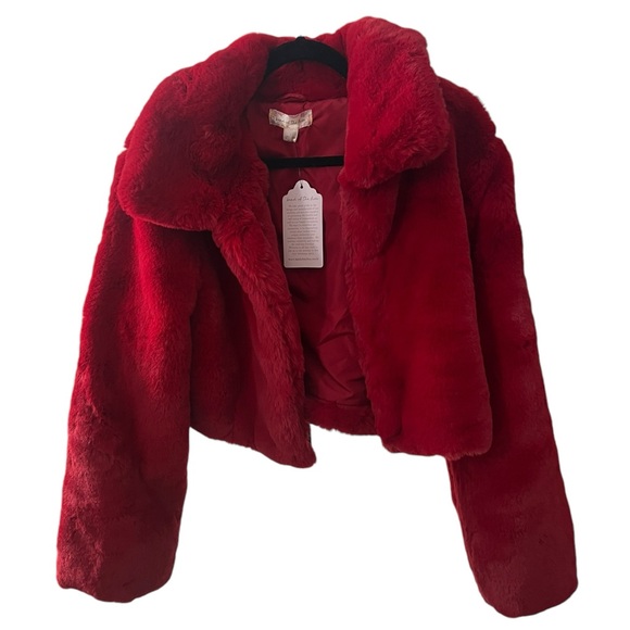 Velma Red Faux Fur Cropped Jacket - Picture 2 of 3